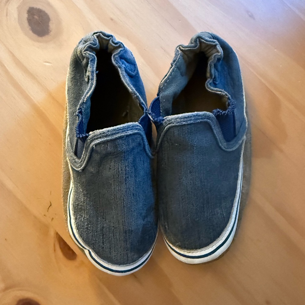 Robeez Sneaker Moccasins